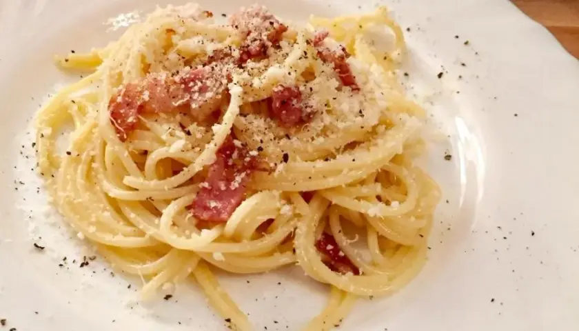 Szybkie spaghetti carbonara Winiary - łatwy przepis i składniki