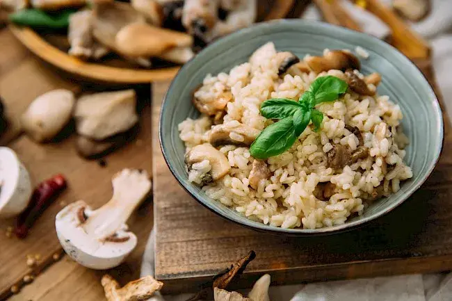 Ile kalorii ma risotto? Zaskakujące różnice w kaloryczności!